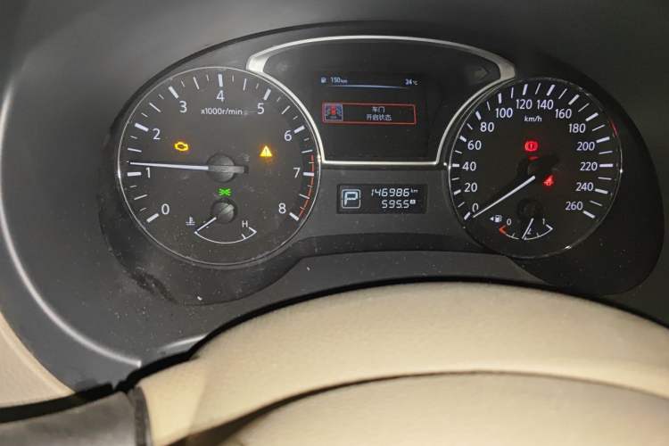Used Nissan Teana 2015 2.0L XL-Sporty UEFA Champions League Edition Odometer Close Up