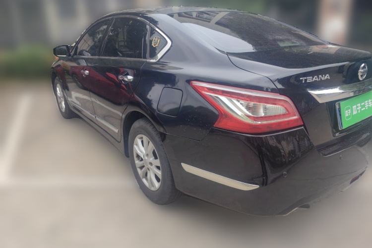 Used Nissan Teana 2015 2.0L XL Upper Champions League Tech Edition Rear Left 45 Deg