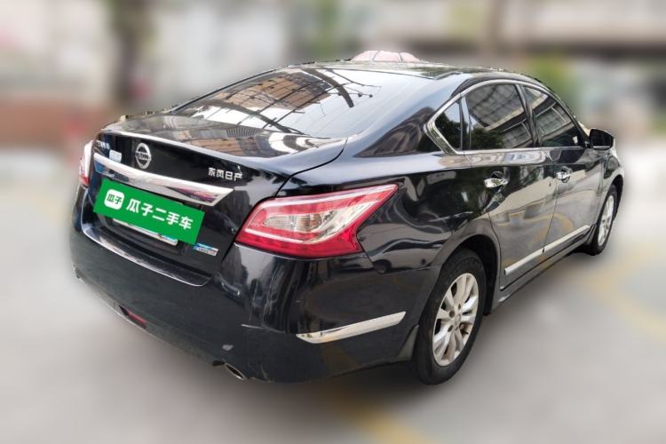 Used Nissan Teana 2015 2.0L XL-Sporty UEFA Champions League Edition Rear Right 45 Deg