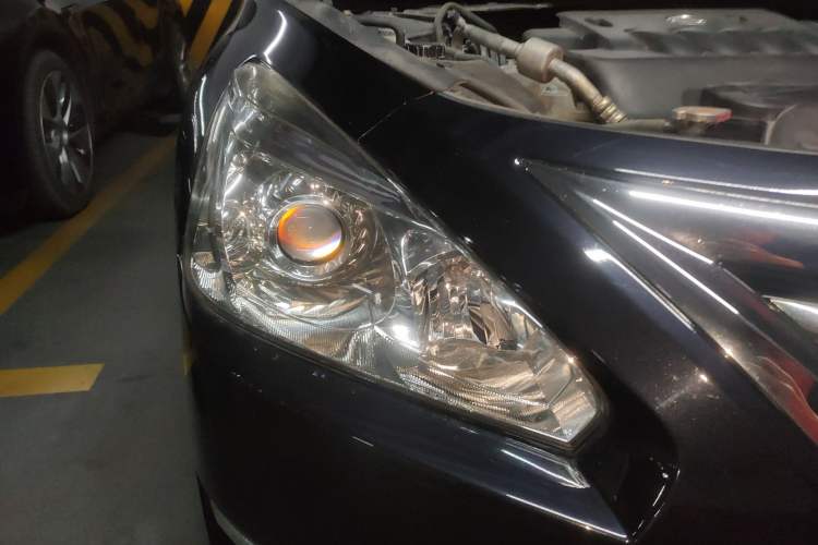 Used Nissan Teana 2015 2.0L XL Upper Champions League Tech Edition Right Front Headlight