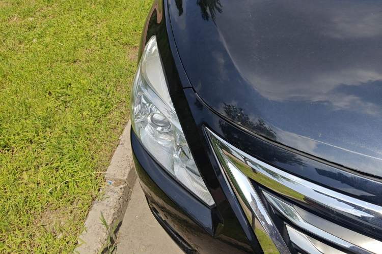 Used Nissan Teana 2015 2.0L XL Upper Champions League Tech Edition Right Front Headlight