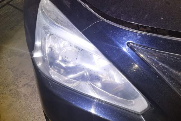Used Nissan Teana 2015 Duke 2.5L XV Champions League Glory Edition Right Front Headlight