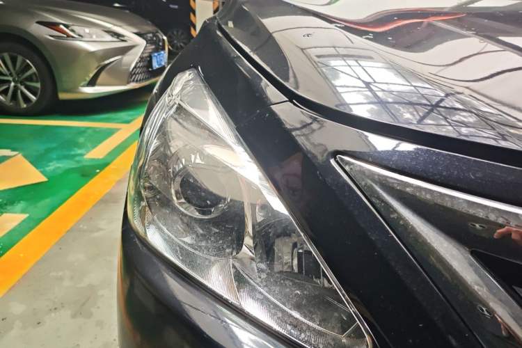 Used Nissan Teana 2015 2.0L XL Upper Champions League Tech Edition Right Front Headlight