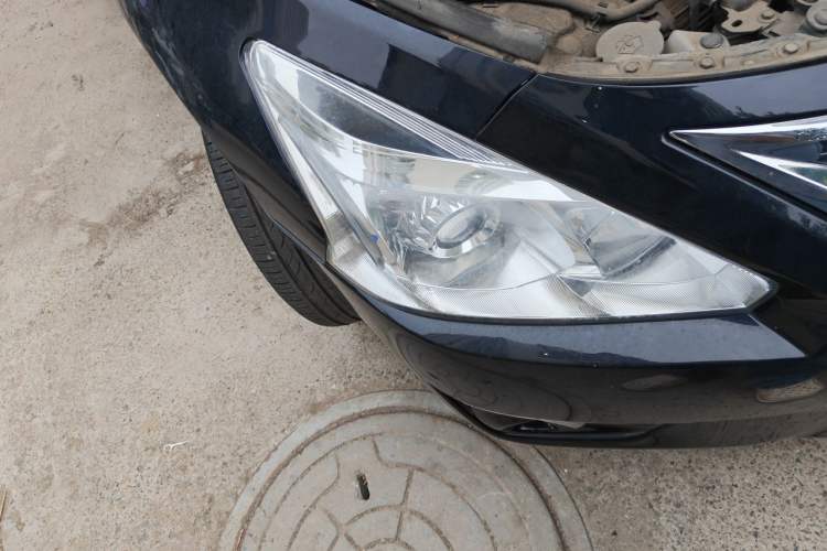 Used Nissan Teana 2015 2.0L XL Upper Champions League Tech Edition Right Front Headlight
