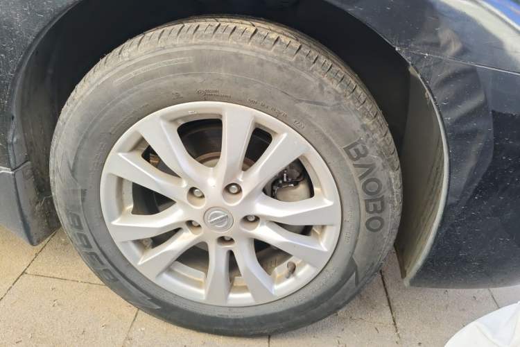 Used Nissan Teana 2015 2.0L XL Upper Champions League Tech Edition Right Front Wheel Hub