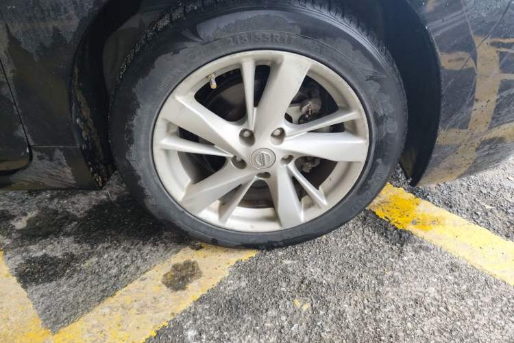 Used Nissan Teana 2015 2.0L XL Upper Champions League Tech Edition Right Front Wheel Hub