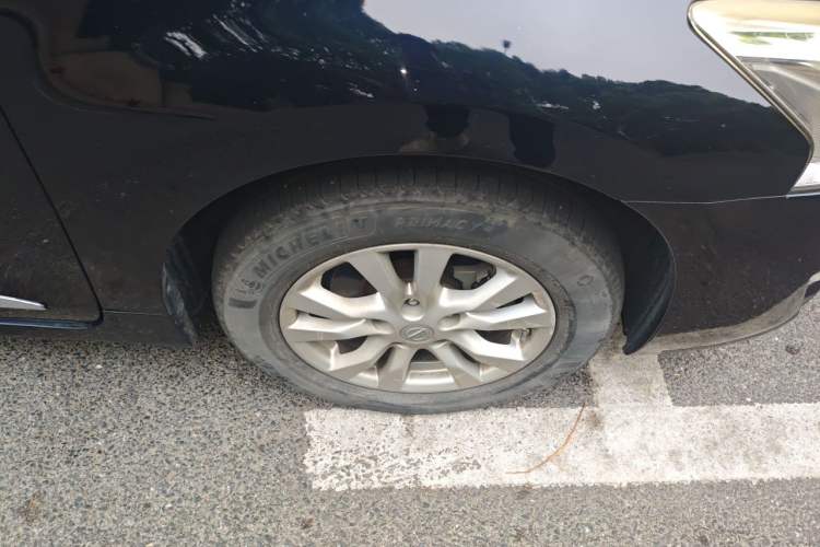 Used Nissan Teana 2015 2.0L XL Upper Champions League Tech Edition Right Front Wheel Hub