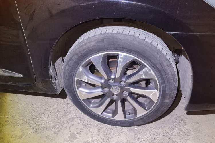 Used Nissan Teana 2015 Duke 2.5L XV Champions League Glory Edition Right Front Wheel Hub