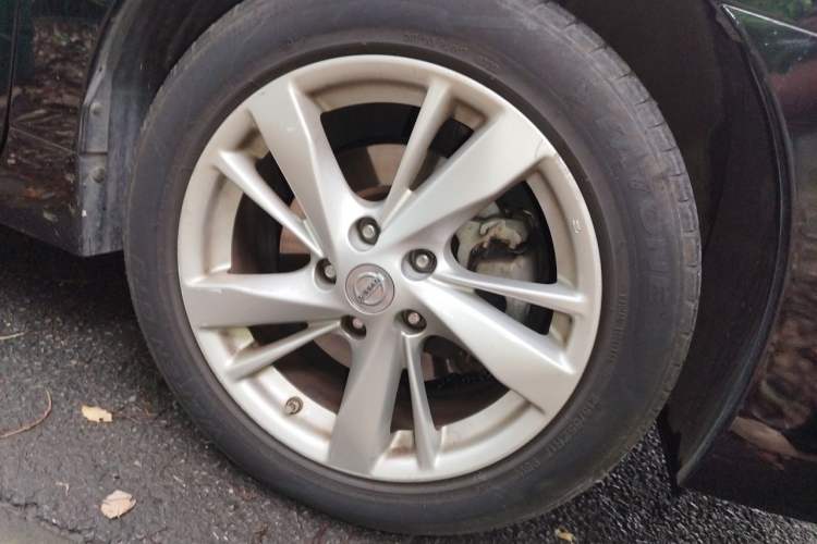 Used Nissan Teana 2015 2.5L XL-Upper NAVI Tech Champions League Deluxe Edition Right Front Wheel Hub