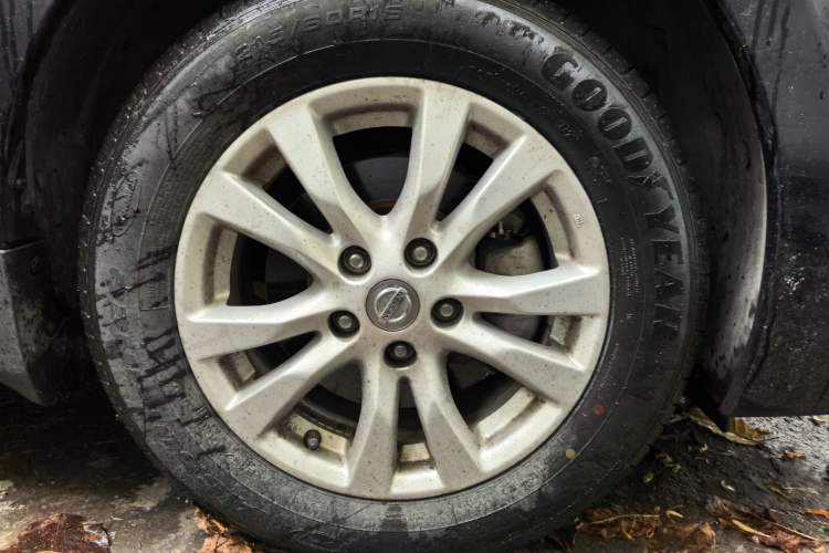 Used Nissan Teana 2015 2.0L XL-Sporty UEFA Champions League Edition Right Front Wheel Hub