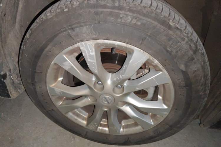 Used Nissan Teana 2015 2.0L XL-Sporty UEFA Champions League Edition Right Front Wheel Hub