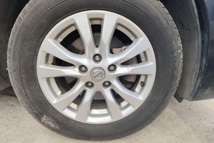 Used Nissan Teana 2015 2.0L XL Upper Champions League Tech Edition Right Front Wheel Hub