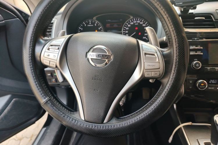 Used Nissan Teana 2015 2.5L XL Upper Champions League Tech Edition Steering Wheel