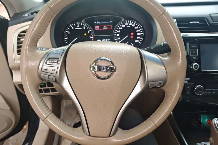 Used Nissan Teana 2015 2.0L XL Upper Champions League Tech Edition Steering Wheel