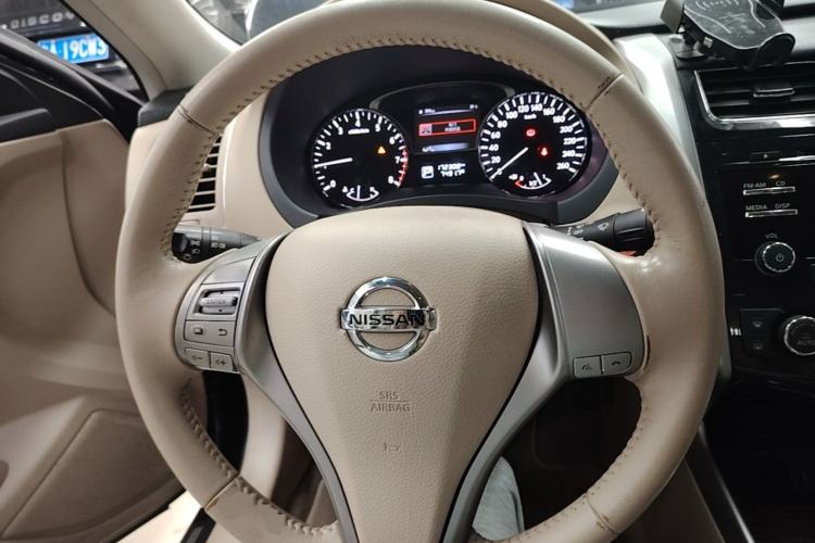 Used Nissan Teana 2015 2.0L XL Upper Champions League Tech Edition Steering Wheel