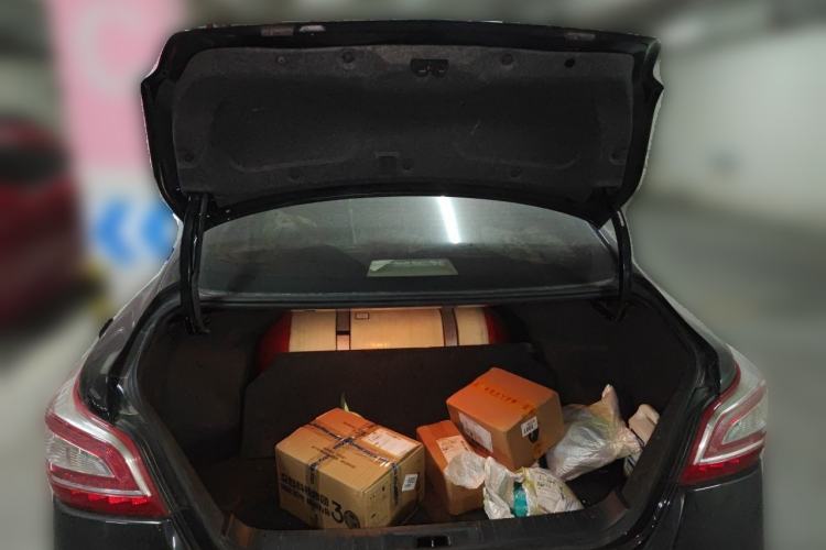 Used Nissan Teana 2015 2.0L XL-Sporty UEFA Champions League Edition Trunk
