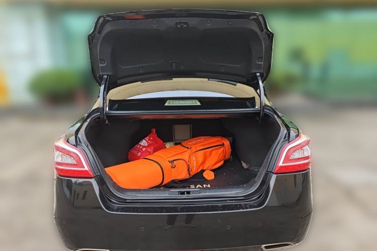Used Nissan Teana 2015 Duke 2.5L XV Champions League Glory Edition Trunk