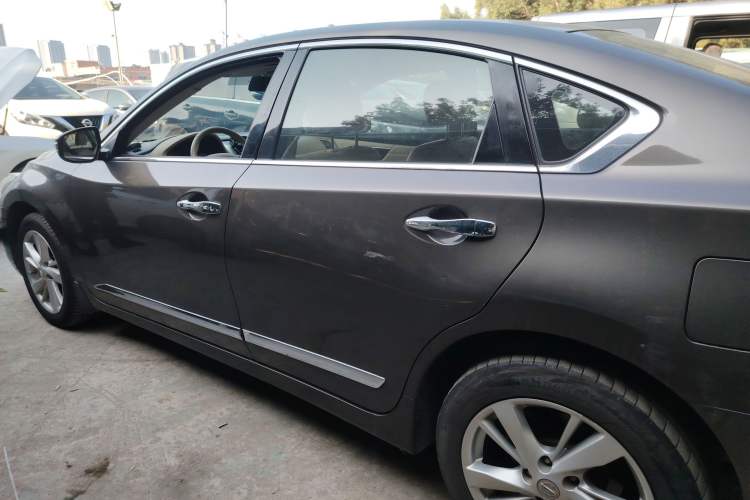 Used Nissan Teana 2015 2.0L XL Upper Champions League Tech Edition Exterior 3