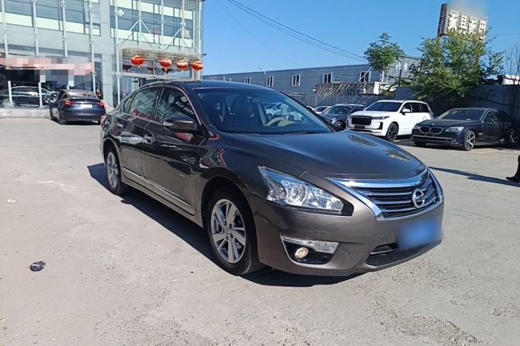 Used Nissan Teana 2015 2.0L XL Upper Champions League Tech Edition Front Right 45 Deg