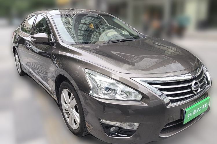 Used Nissan Teana 2015 2.0L XL Upper Champions League Tech Edition Front Right 45 Deg