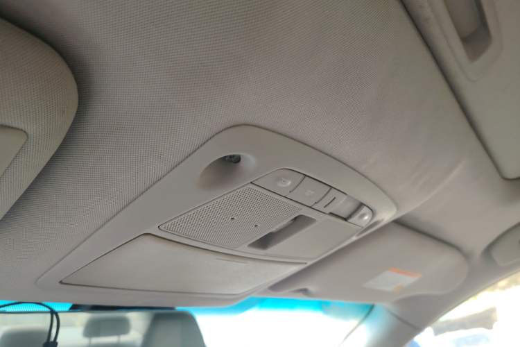 Used Nissan Teana 2015 2.0L XL Upper Champions League Tech Edition Headliner
