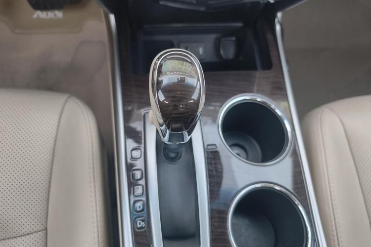 Used Nissan Teana 2015 2.0L XL Upper Champions League Tech Edition Interior 6