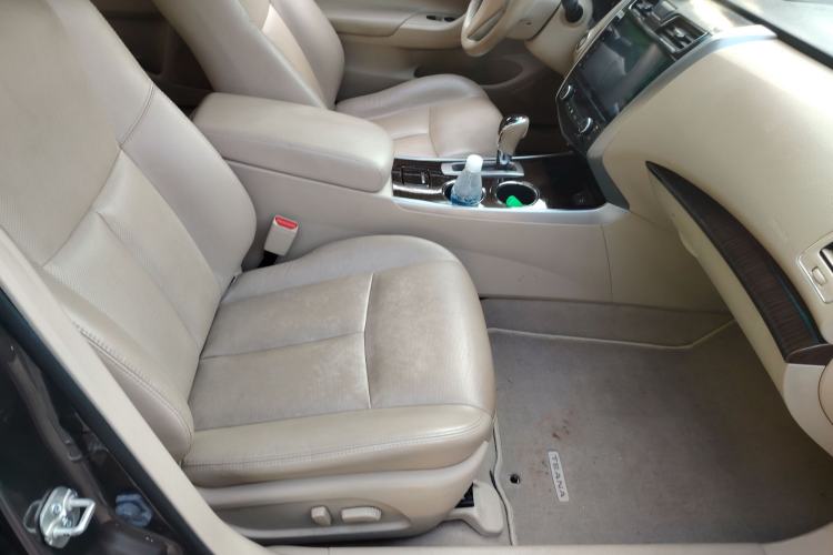 Used Nissan Teana 2015 2.0L XL Upper Champions League Tech Edition Right Front Seat