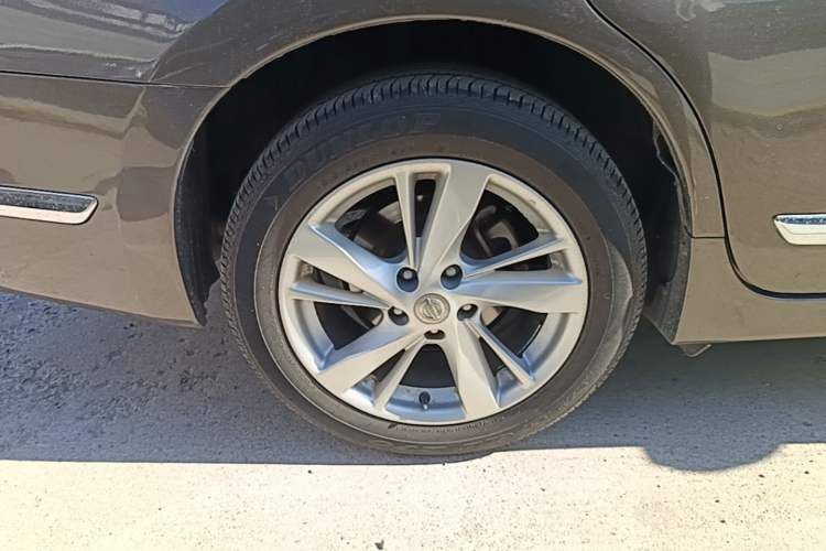 Used Nissan Teana 2015 2.0L XL Upper Champions League Tech Edition Right Rear Wheel Hub