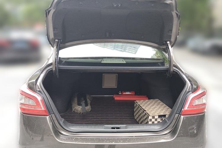 Used Nissan Teana 2015 2.0L XL Upper Champions League Tech Edition Trunk