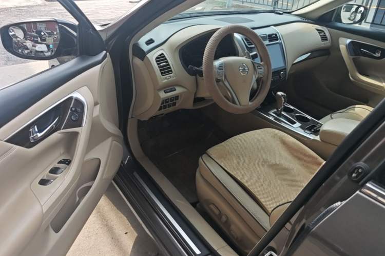 Used Nissan Teana 2015 Duke 2.5L XV Champions League Glory Edition Driver Seat