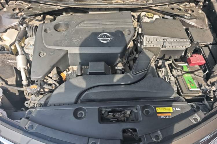 Used Nissan Teana 2015 Duke 2.5L XV Champions League Glory Edition Engine Bay