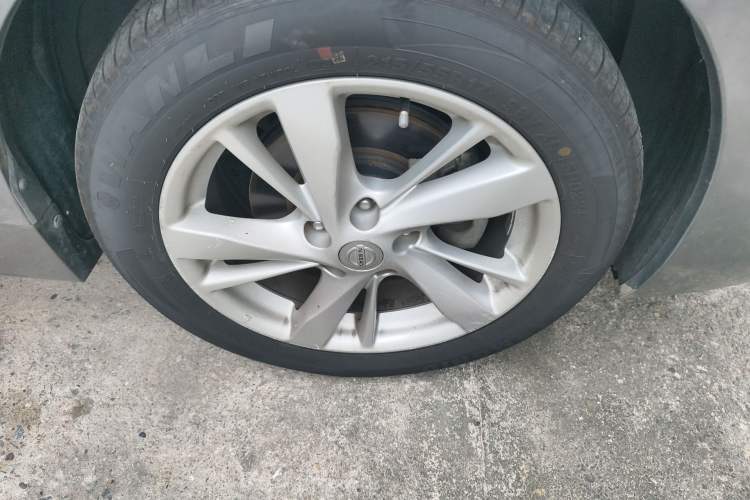 Used Nissan Teana 2015 2.5L XL Upper Champions League Tech Edition Exterior 7