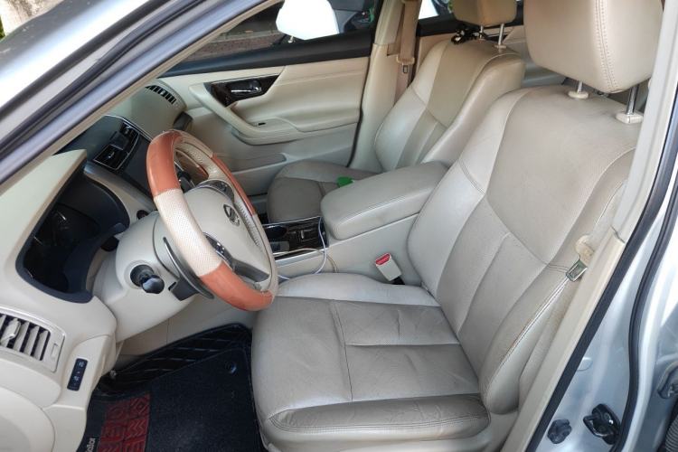 Used Nissan Teana 2015 2.5L XL-NAVI Tech Champions League Smart Enjoyment Edition Left Front Seat