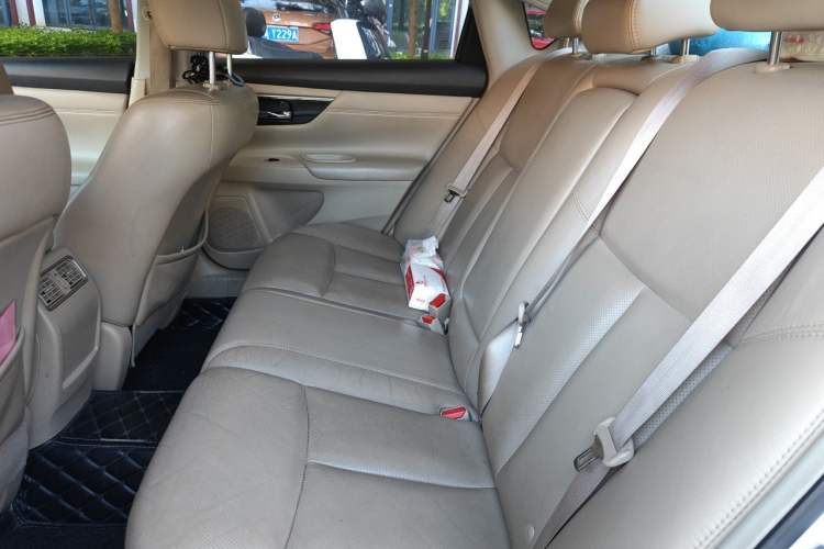 Used Nissan Teana 2015 2.5L XL-NAVI Tech Champions League Smart Enjoyment Edition Left Rear Seat