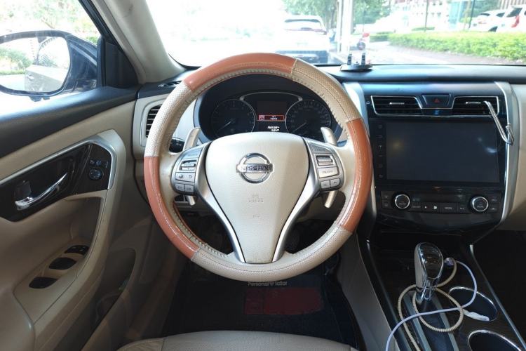 Used Nissan Teana 2015 2.5L XL-NAVI Tech Champions League Smart Enjoyment Edition Steering Wheel