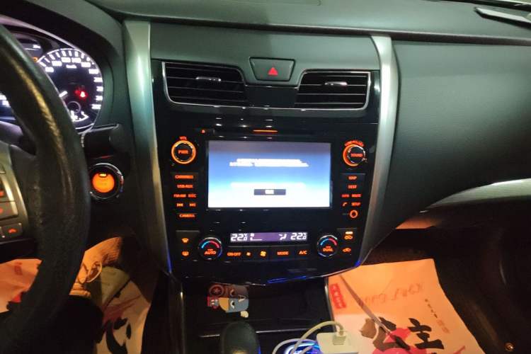 Used Nissan Teana 2015 Duke 2.5L XV Champions League Luxury Edition Audio And AC Panel