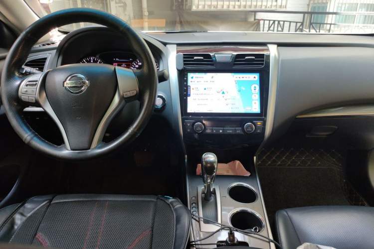 Used Nissan Teana 2015 2.0L XL-Sporty UEFA Champions League Edition Audio And AC Panel