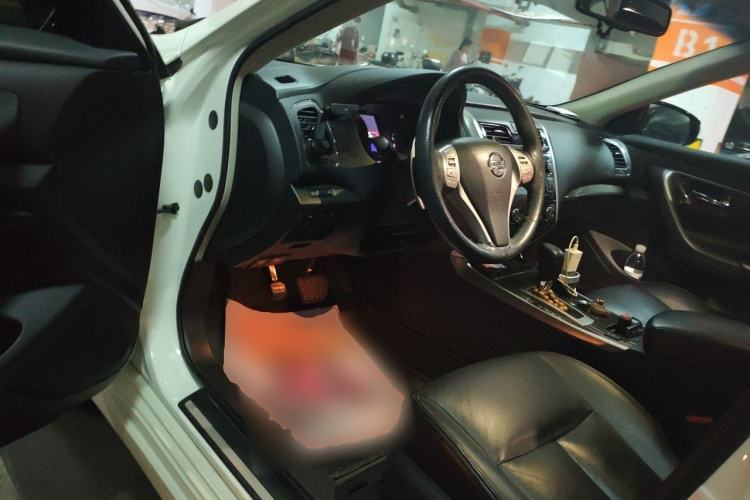 Used Nissan Teana 2015 Duke 2.5L XV Champions League Luxury Edition Driver Seat