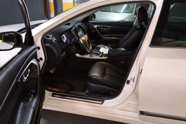 Used Nissan Teana 2015 2.0L XL Upper Champions League Tech Edition Driver Seat