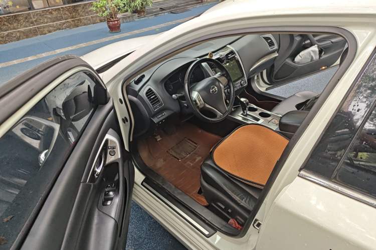 Used Nissan Teana 2015 2.0L XL Upper Champions League Tech Edition Driver Seat