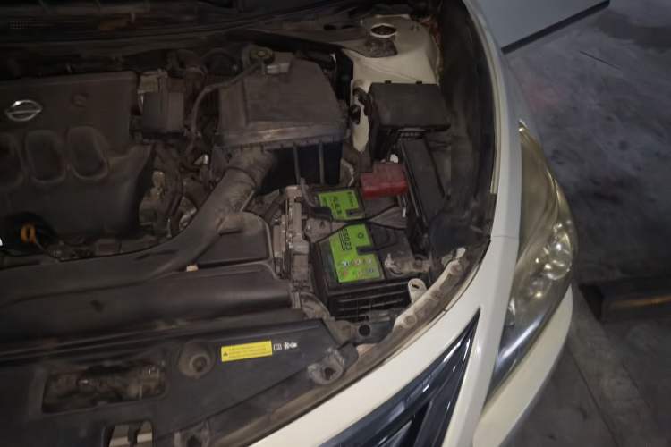 Used Nissan Teana 2015 2.0L XL Upper Champions League Tech Edition Engine Bay Left
