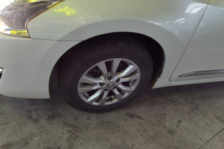 Used Nissan Teana 2015 2.0L XL Upper Champions League Tech Edition Exterior 7