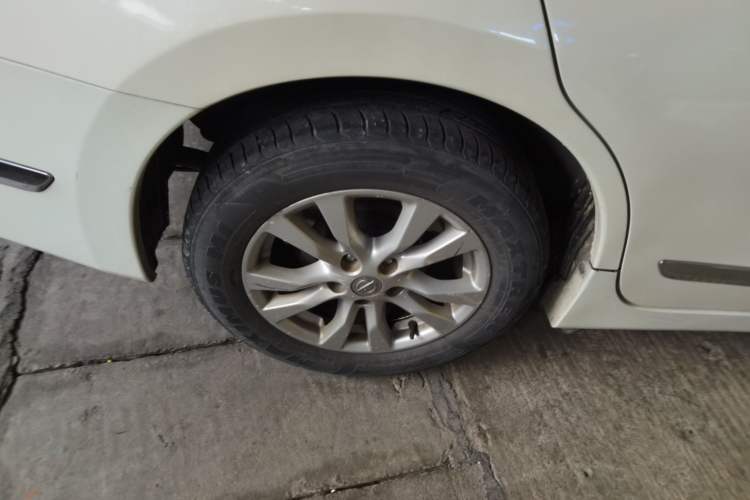 Used Nissan Teana 2015 2.0L XL Upper Champions League Tech Edition Exterior 8