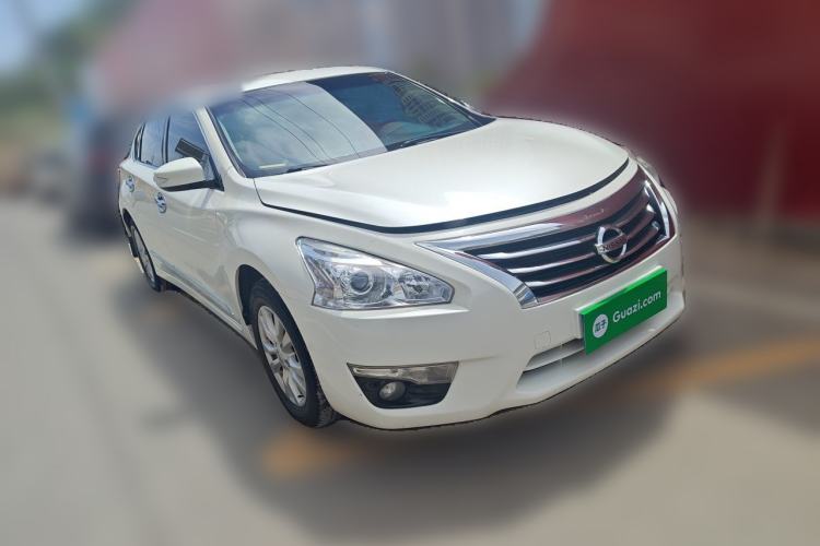 Used Nissan Teana 2015 2.0L XL Upper Champions League Tech Edition Front Right 45 Deg