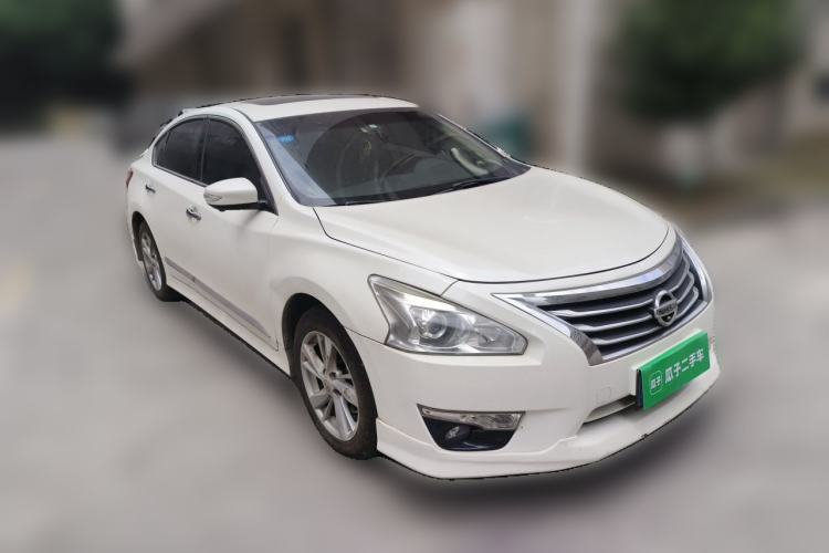 Used Nissan Teana 2015 2.0L XL-Sporty UEFA Champions League Edition Front Right 45 Deg
