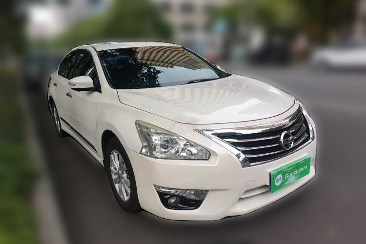 Used Nissan Teana 2015 2.0L XL Upper Champions League Tech Edition Front Right 45 Deg