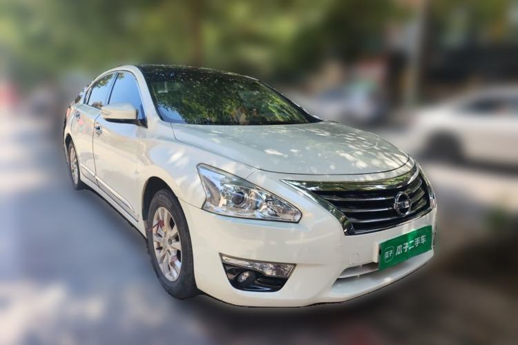 Used Nissan Teana 2015 2.0L XL Upper Champions League Tech Edition Front Right 45 Deg
