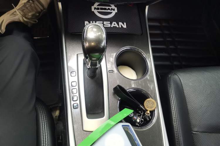 Used Nissan Teana 2015 2.5L XL Upper Champions League Tech Edition Gear Lever