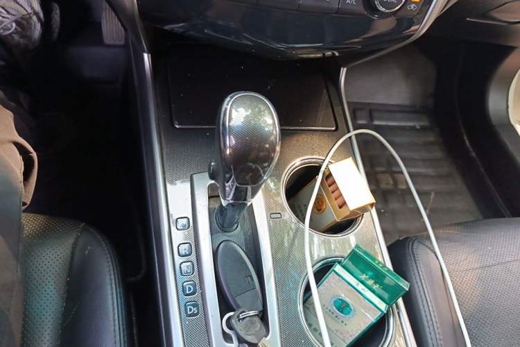 Used Nissan Teana 2015 2.0L XL-Sporty UEFA Champions League Edition Gear Lever