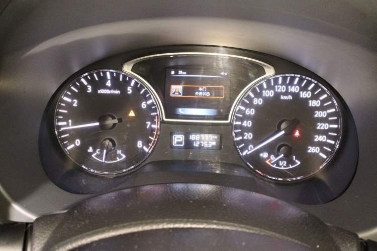 Used Nissan Teana 2015 2.0L XL Upper Champions League Tech Edition Instrument Cluster